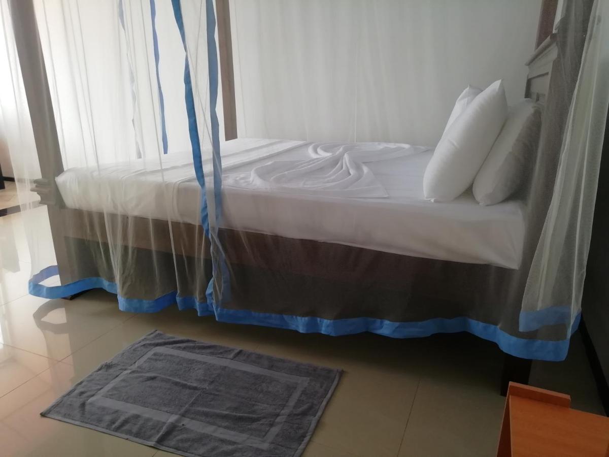 Rainbow Beach Hotel Hikkaduwa Zewnętrze zdjęcie